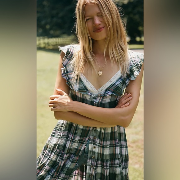 ✨Anthropologie Pilcro✨ Flutter Sleeve Tiered Dress - Picture 2 of 2